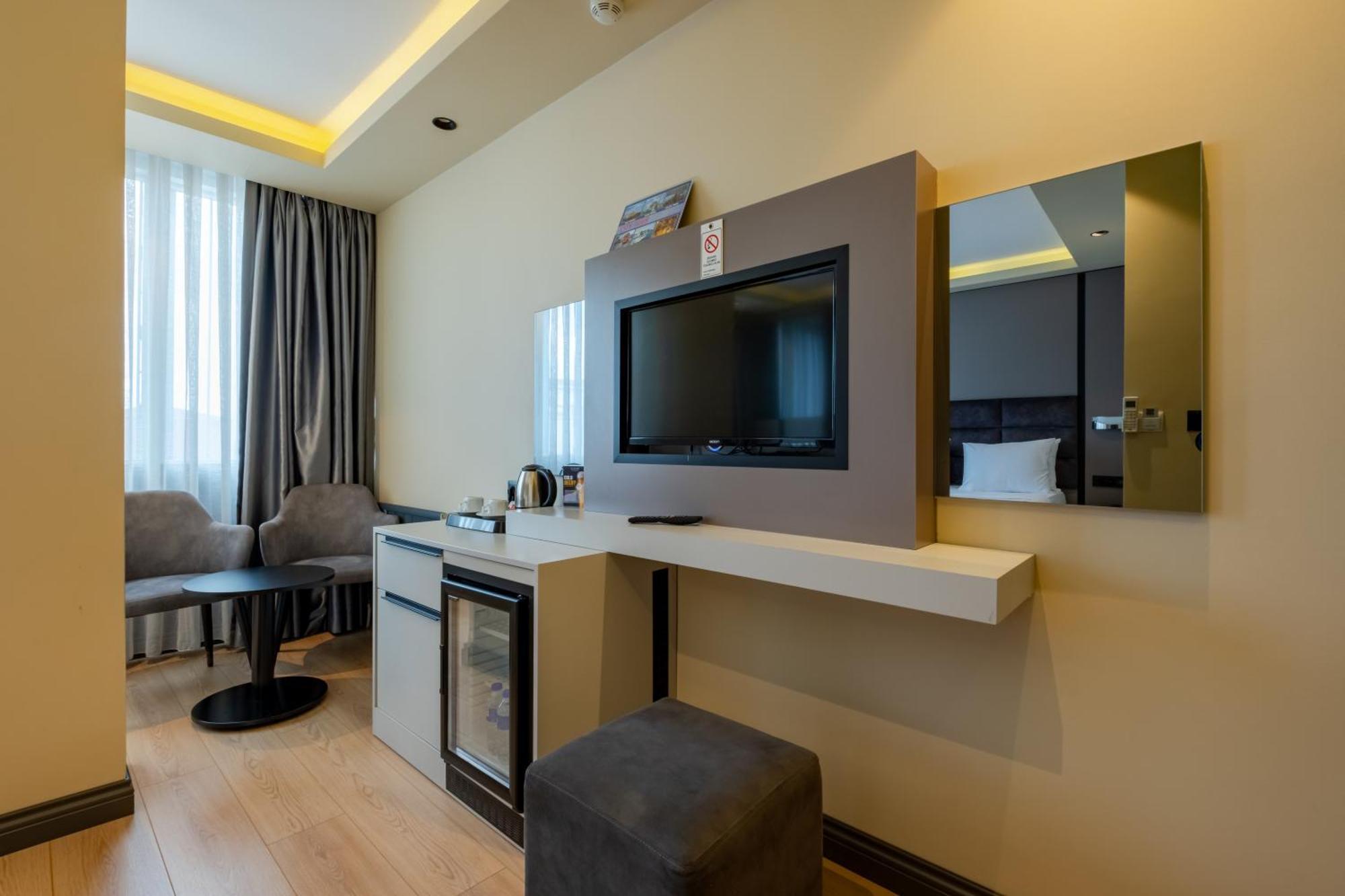 Frt Airlines Hotel - Istanbul Airport Arnavutkoy Exterior foto