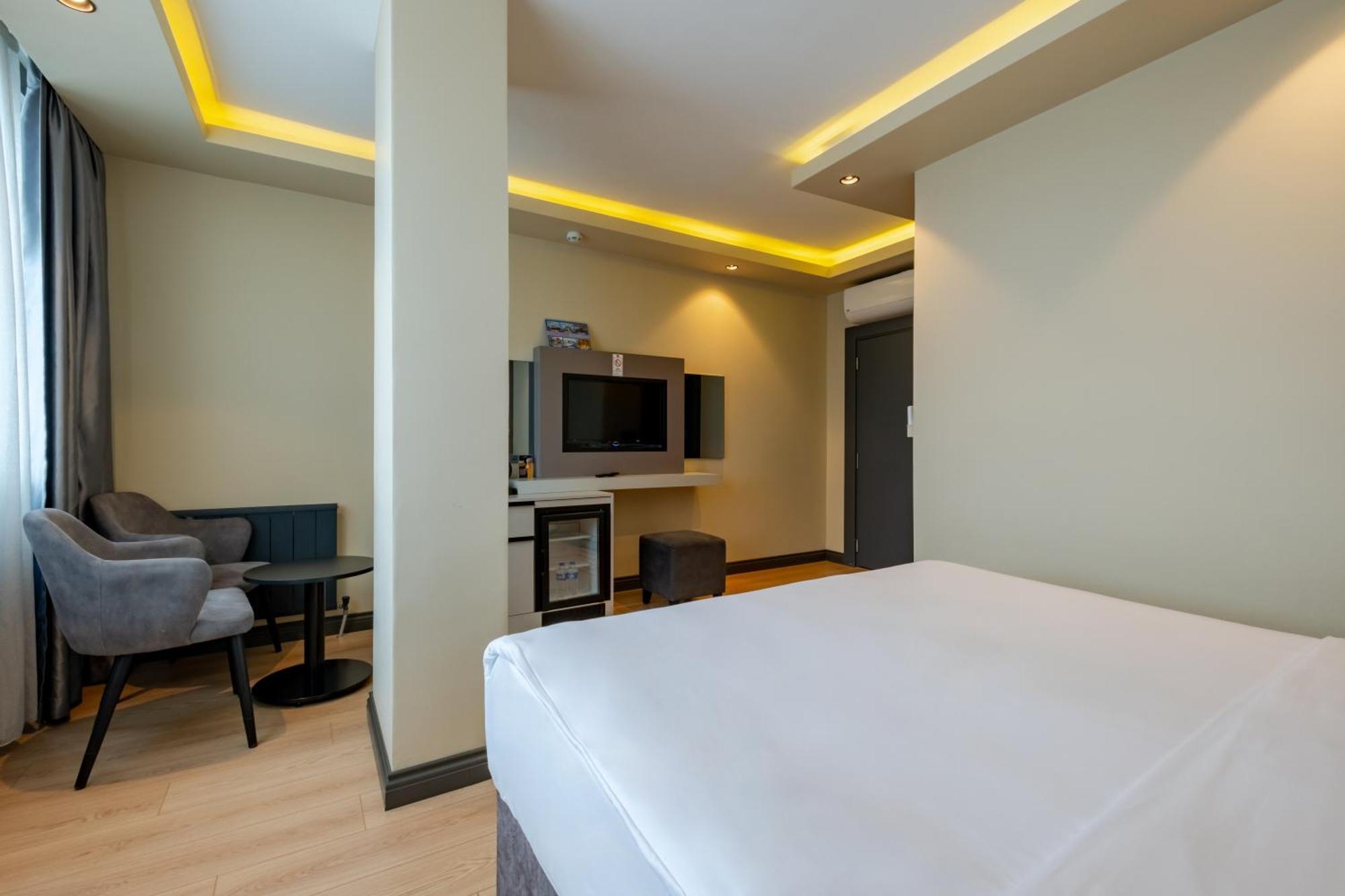 Frt Airlines Hotel - Istanbul Airport Arnavutkoy Exterior foto